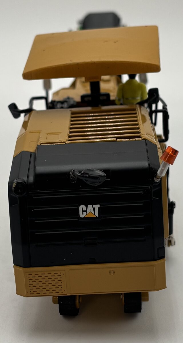 DieCast Masters 85587 1:50 Caterpillar PM622 Cold Planer EX/Box
