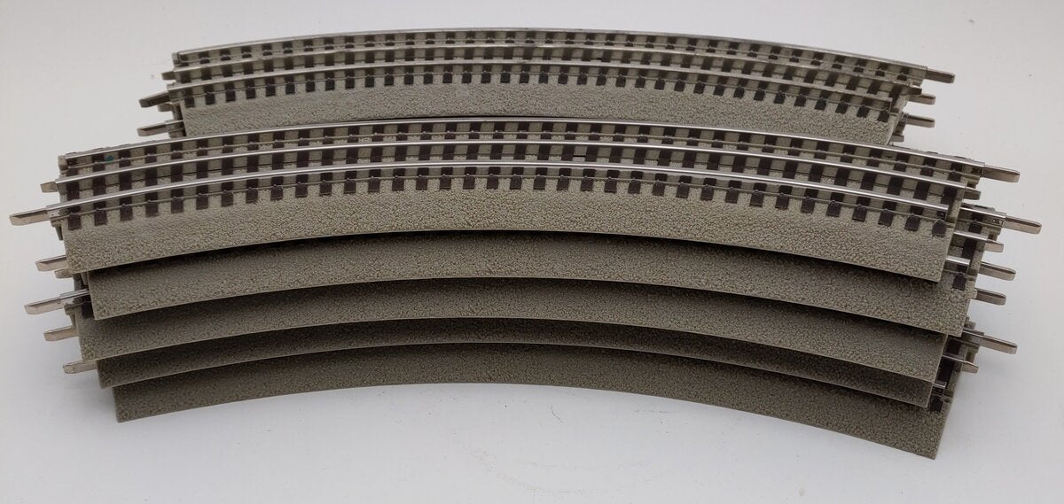 Lionel 6-12015 FasTrack O36 45-Degree Curved Track (9) EX