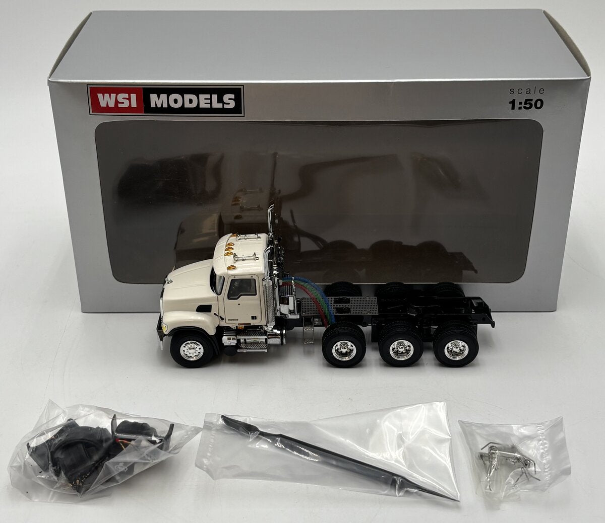 WSI 33-2018 1:50 Mack Granite 8x4 Day Cab, Cab Only in White LN/Box