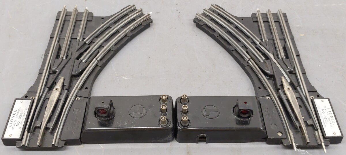 Lionel O22 Vintage O Left-Hand & Right-Hand Electric Remote Switches VG