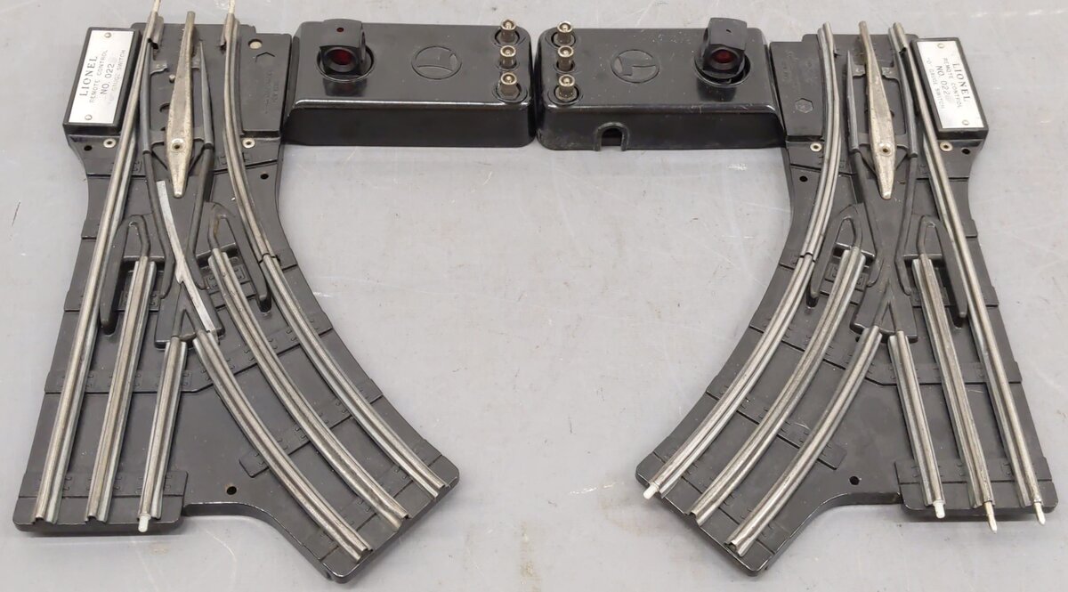 Lionel O22 Vintage O Left-Hand & Right-Hand Electric Remote Switches VG