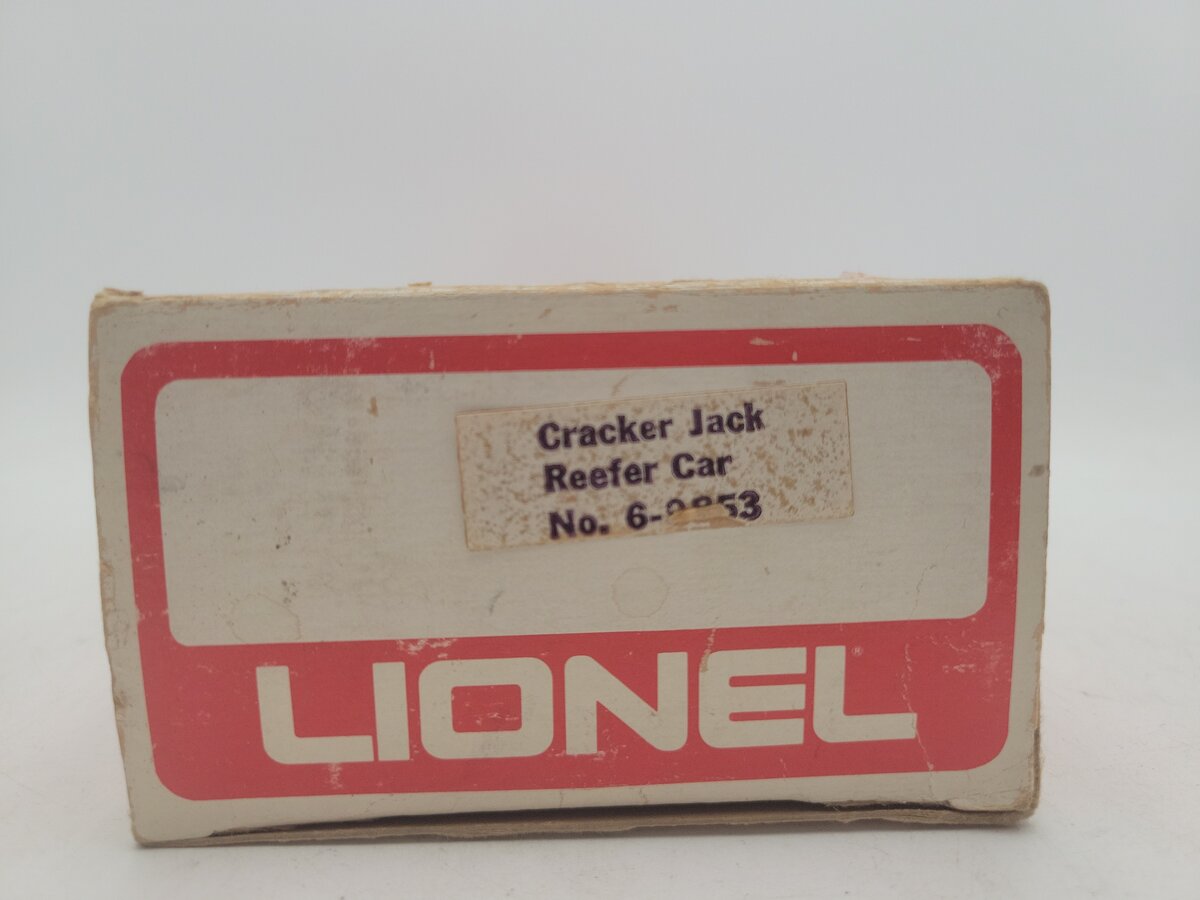 Lionel 6-9853 O Gauge Cracker Jack Billboard Reefer Car (Caramel) EX/Box