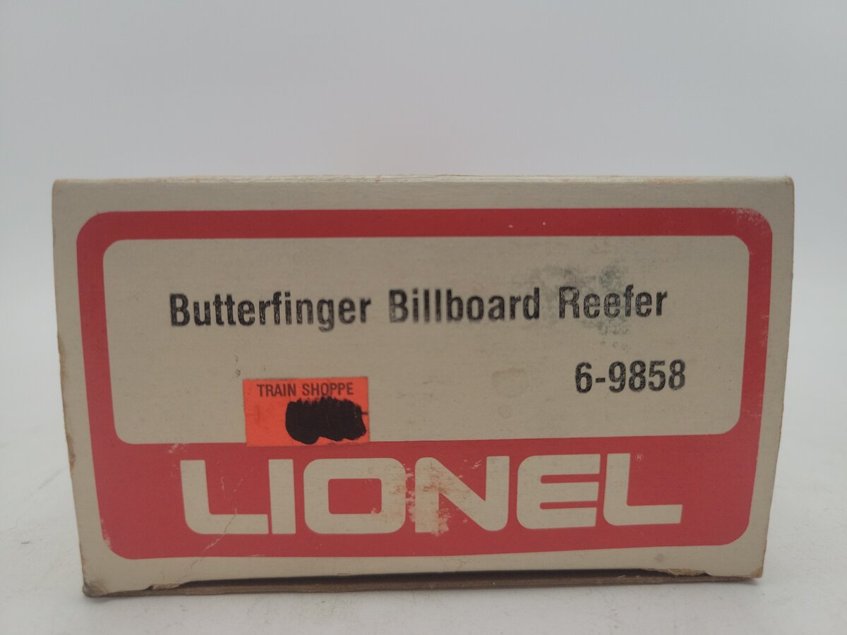 Lionel 6-9858 O Gauge Butterfinger Billboard Reefer Car VG/Box