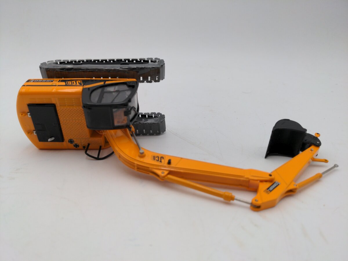 Motorart 131367 Scale 1:50 Diecast JCB Excavator JS220 VG