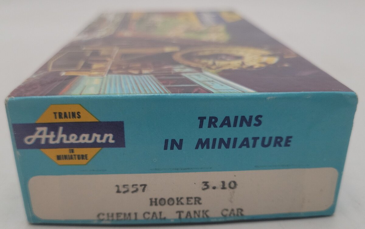 Athearn 1557 HO Scale Hooker Chemical Plastics Tank Car #56656 EX/Box