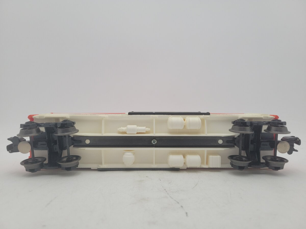 Lionel 6-9860 O Gauge Gold Medal Flour Billboard Reefer Car VG/Box