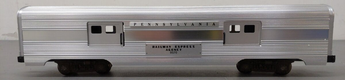 Lionel 6-9570 O Gauge Pennsylvania Railway Express Aluminum Baggage Car LN/Box