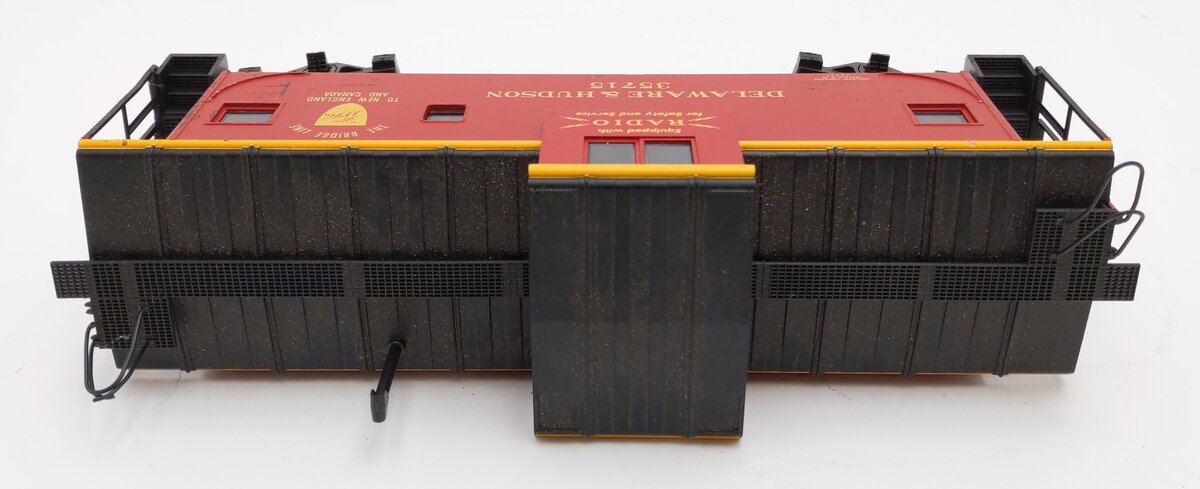 MTH 20-91029 O Gauge Delaware & Hudson Extended Vision Caboose EX
