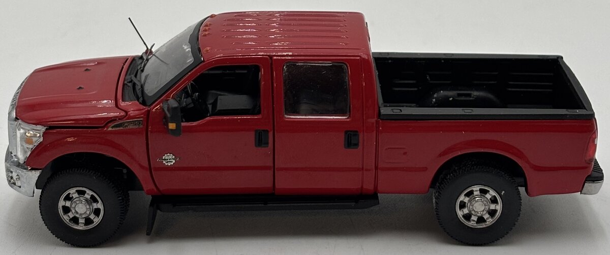 Sword 1200-RC 1:50 Ford F250 XLT Crew Cab Pickup with 6" Bed in Red/Chrome EX