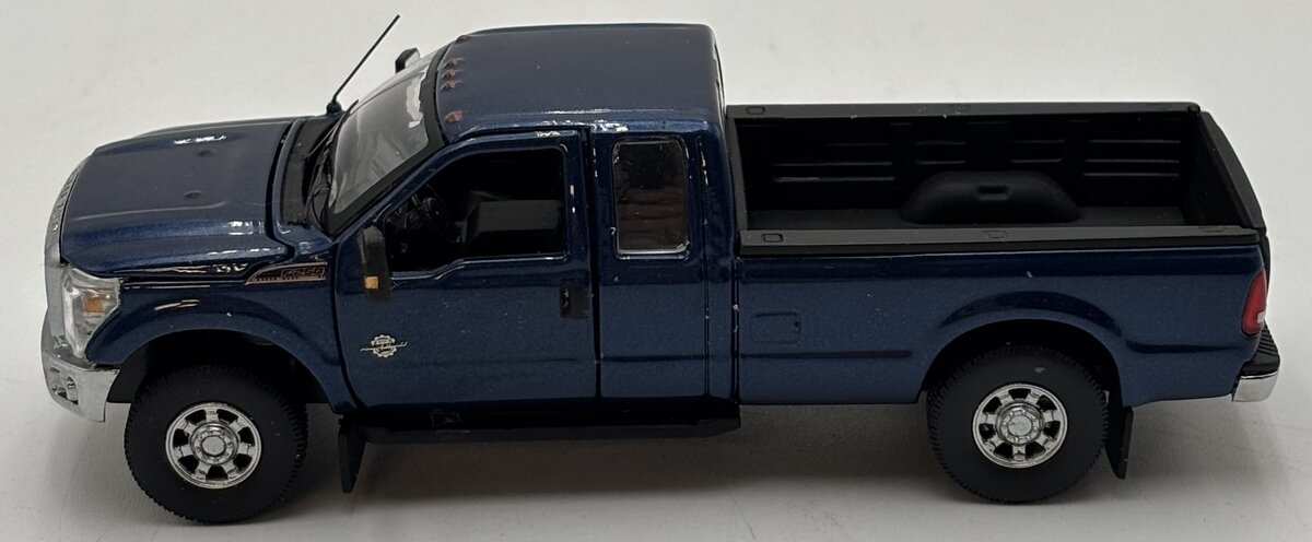 Sword 1100-B 1:50 Ford F250 XLT Pickup with Super Cab & 8" Bed in Dark Blue EX