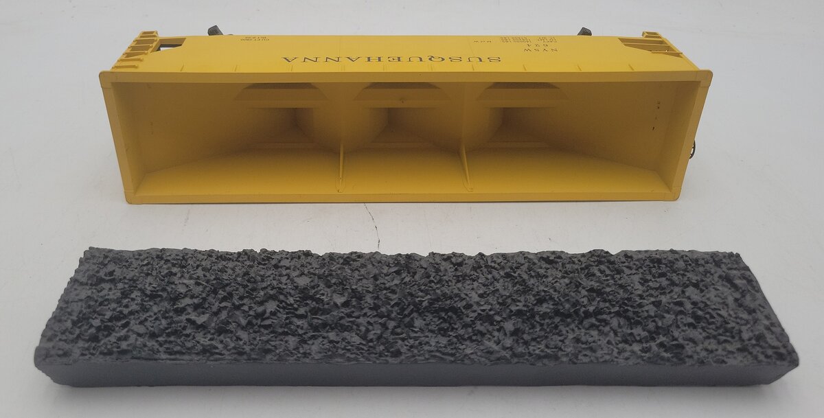 Weaver U3925LD O Gauge Susquehanna 3-Bay Offset Hopper Car #624 (3-Rail) EX/Box