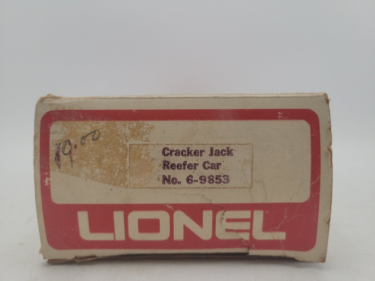 Lionel 6-9853 O Gauge Cracker Jack Billboard Reefer Car (White) VG/Box