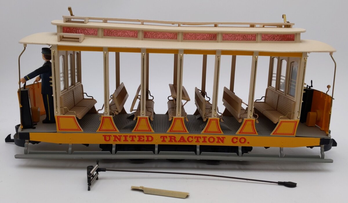 Bachmann 93938 G Scale United Traction Co Motorized Open Street Car VG