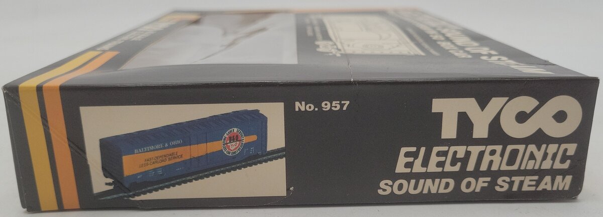 Tyco 957 HO Electronic Sound of Steam Boxcar EX/Box