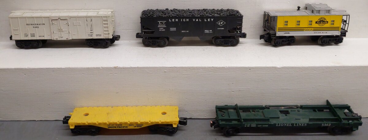 Lionel Vintage O Gauge Freight Cars #3362,6482,6456,9166,9020 [5] VG