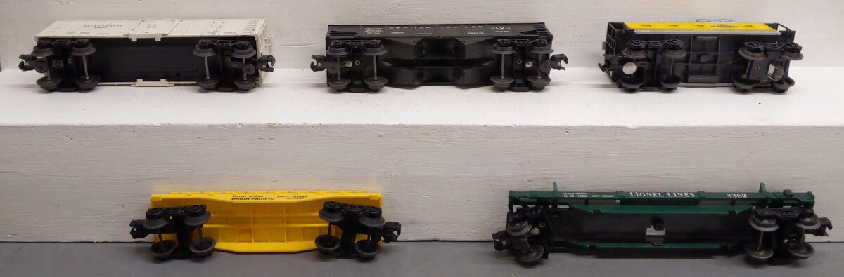 Lionel Vintage O Gauge Freight Cars #3362,6482,6456,9166,9020 [5] VG