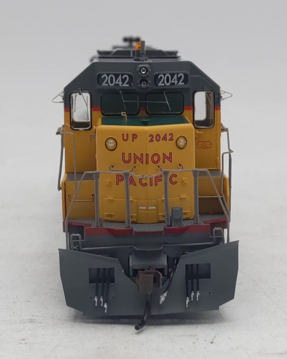 Athearn ATHG40593 HO Scale Union Pacific GP38-2 Diesel Locomotive #2042 LN/Box