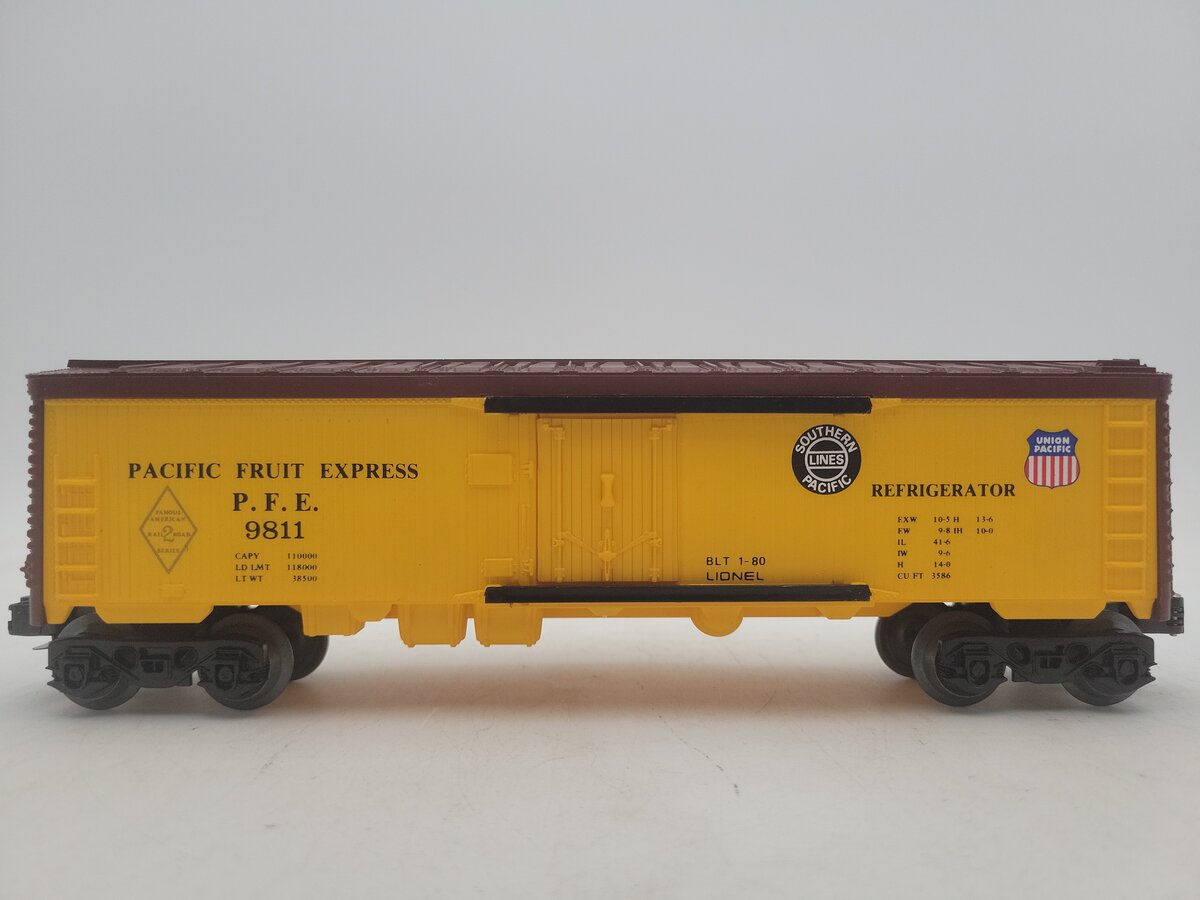 Lionel 6-9811 O Gauge SP/UP FARR Pacific Fruit Express Reefer Car #9811 VG/Box