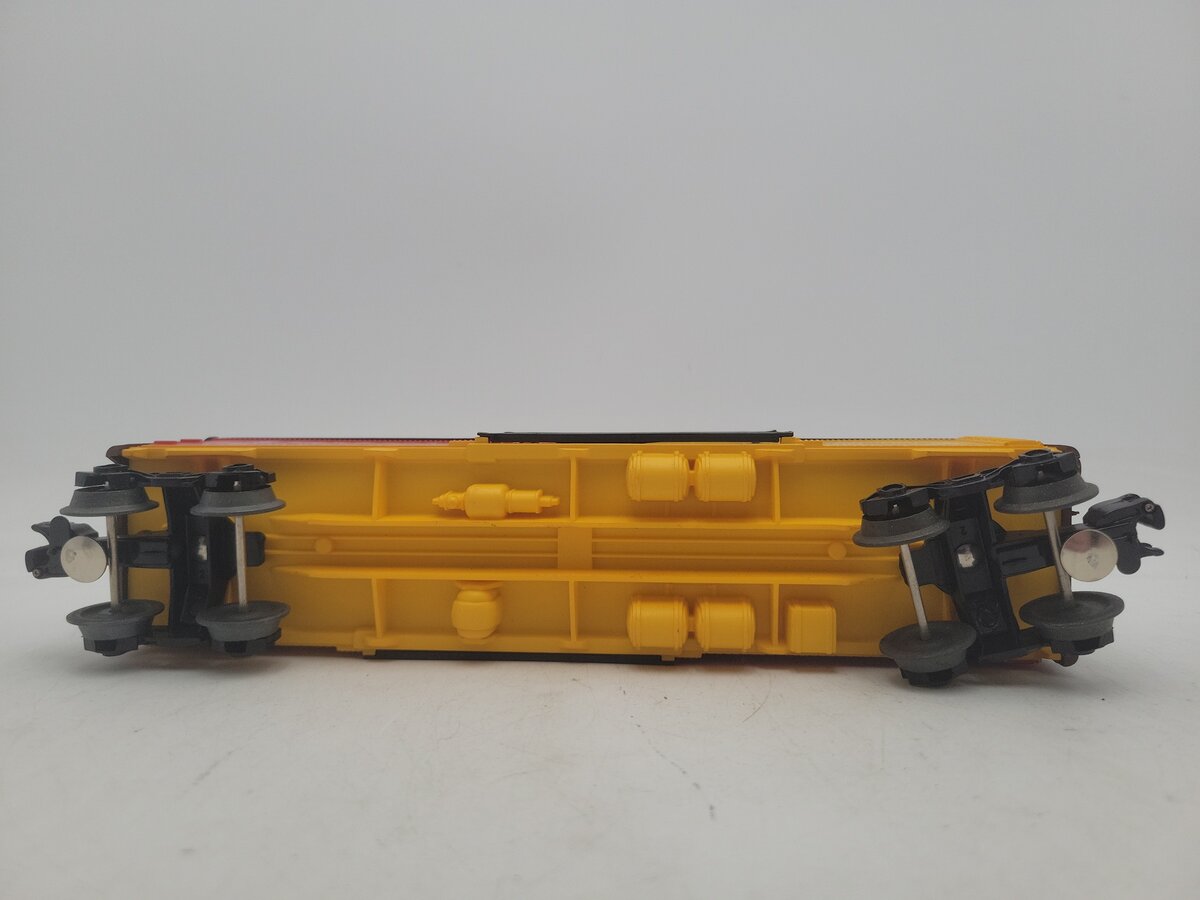 Lionel 6-9885 O Gauge Lipton Tea Billboard Reefer Car VG/Box
