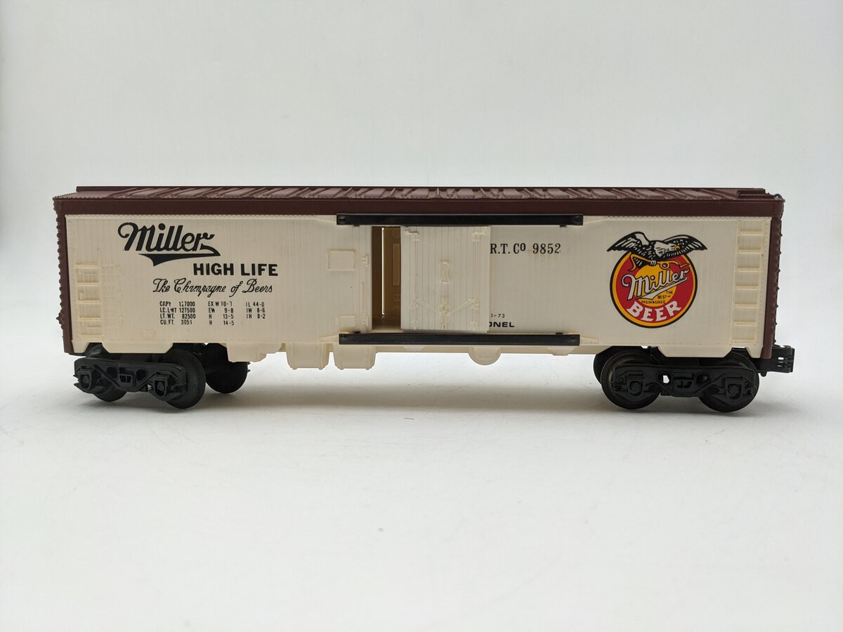 Lionel 6-9852 O Gauge Miller Beer Billboard Reefer Car EX
