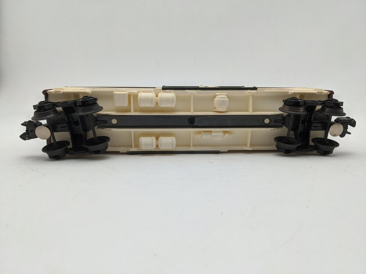 Lionel 6-9852 O Gauge Miller Beer Billboard Reefer Car EX