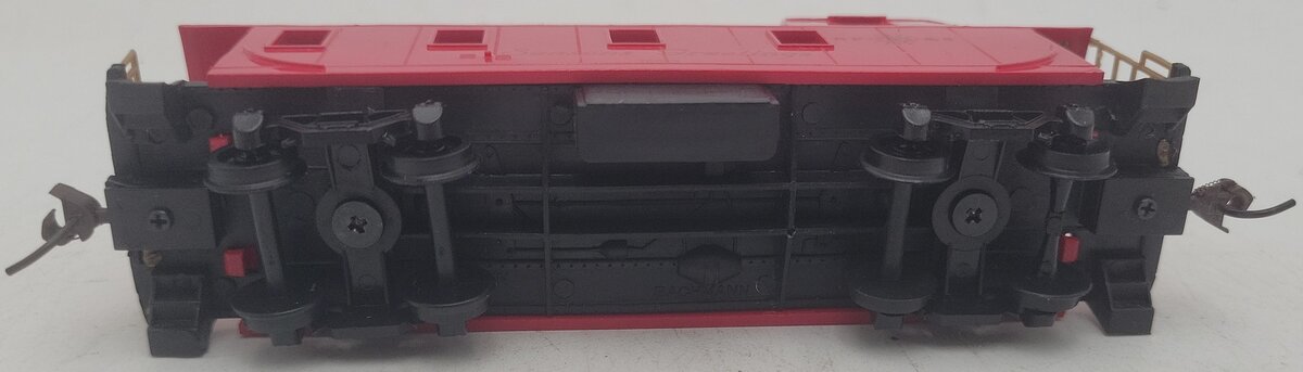 Bachmann HO Scale North Pole Caboose #18013 EX