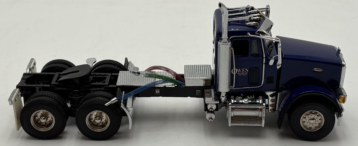 Sword Models  1:50 Owen Trucking Peterbilt 357 w/East Genesis Dump EX