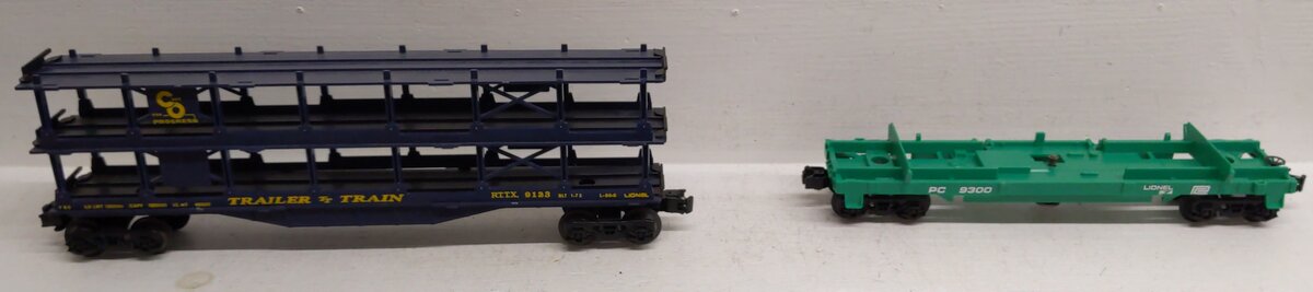 Lionel 6-9123 / 6-9300 O-Gauge Assorted Freight Cars [2] VG/Box