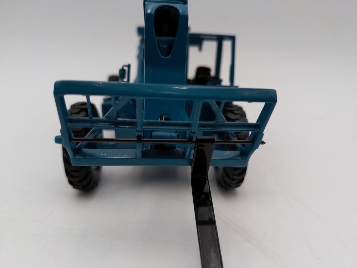 Hiram Construction Company 1:32 Scale Diecast GRADALL 534C-9 Material Handler/Box