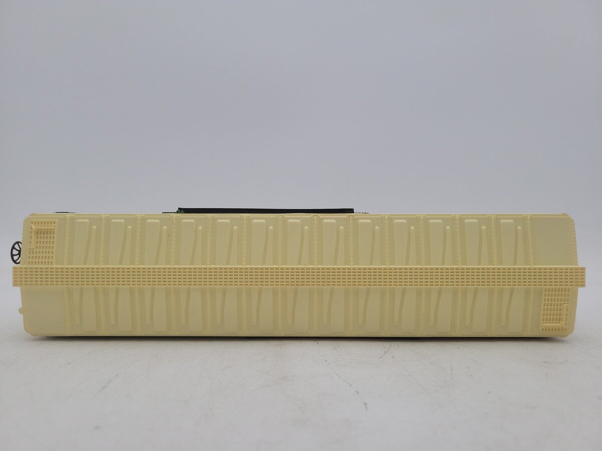 Lionel 6-9814 O Gauge Perrier Billboard Reefer Car #9814 EX/Box