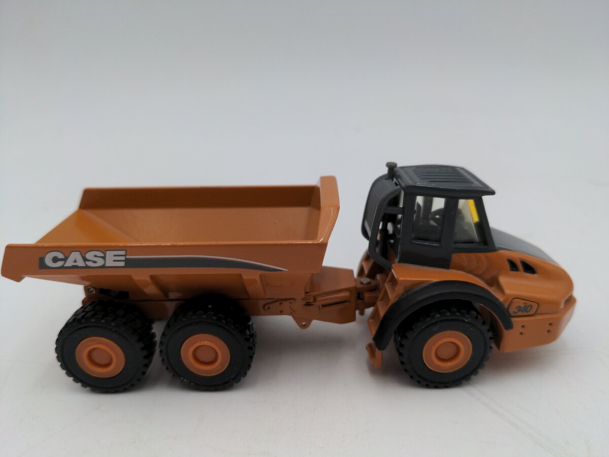 Norscot 21001 1:87 Scale Diecast 340 Articulated Dump Truck LN