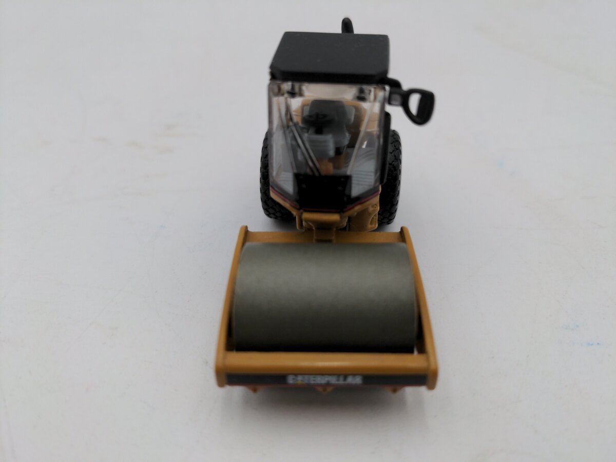 Norscot 55155 1:87 Diecast CAT(R),CS-563E Smooth Drum Vibratory Soil Compactor VG