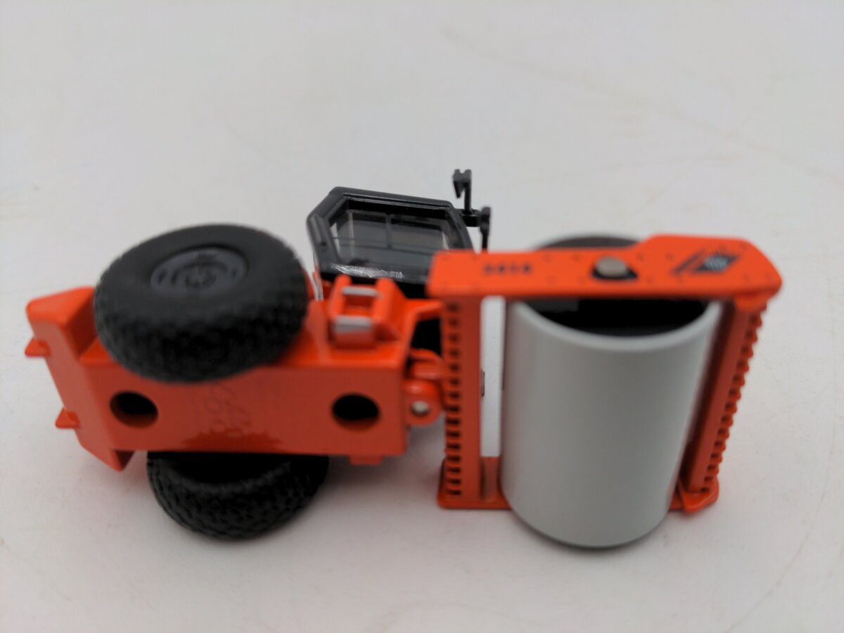 NZG 604 1:87 Scale Metal-Collection 87 Orange/Grey Hamm 3414 Roller Diecast VG
