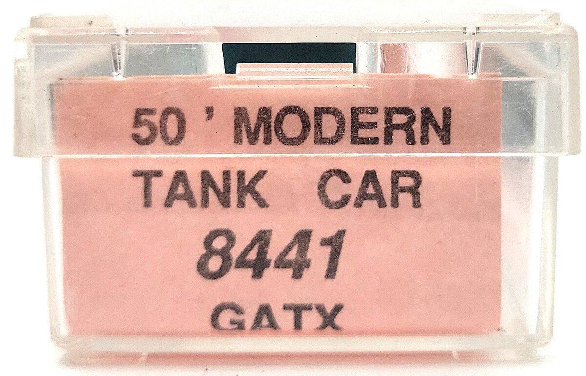 8441Roundhouse 8441 N Scale GATX 50' Modern Tank Car #52605 EX/Box