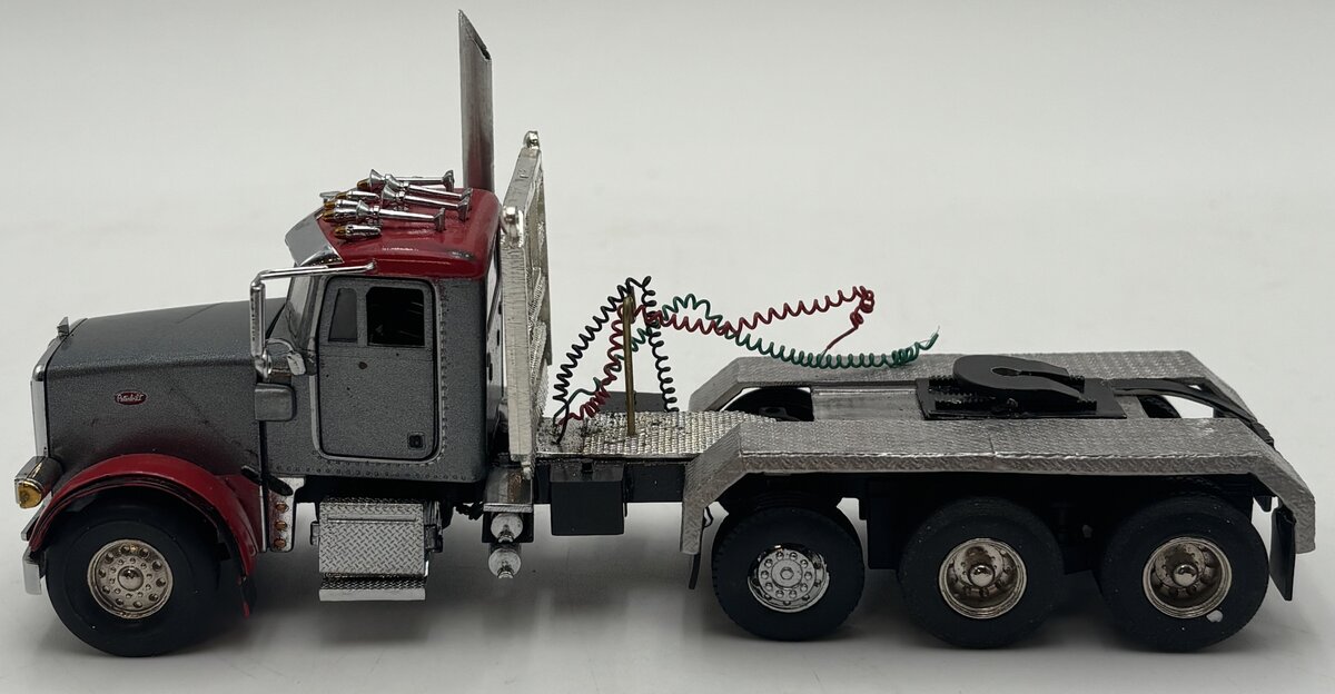 Sword Models 1:50 Red/Gray Peterbilt 357 8x4 Semi-Tractor Diecast EX