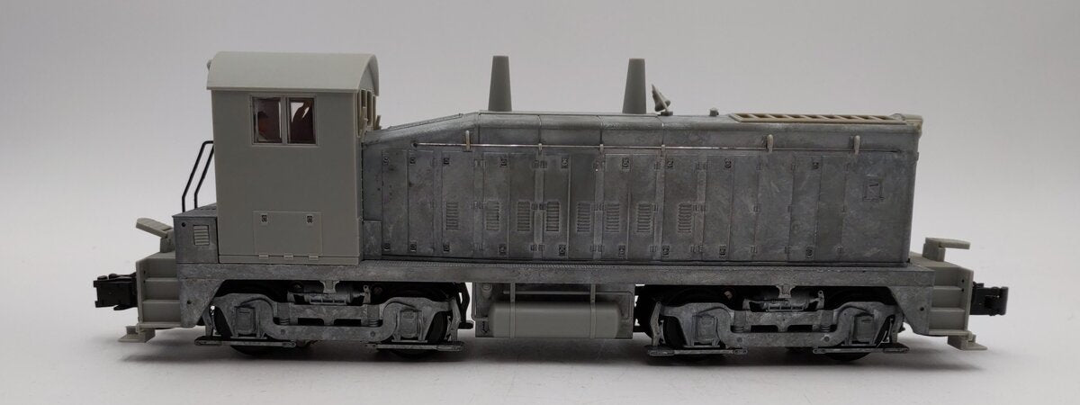 Atlas 6100 O Undecorated SW-8/9 Diesel Locomotive w/Sound EX/Box