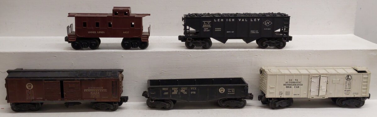 Lionel Vintage O Gauge Freight Cars #25000,60373472,347000,61100 [5] VG