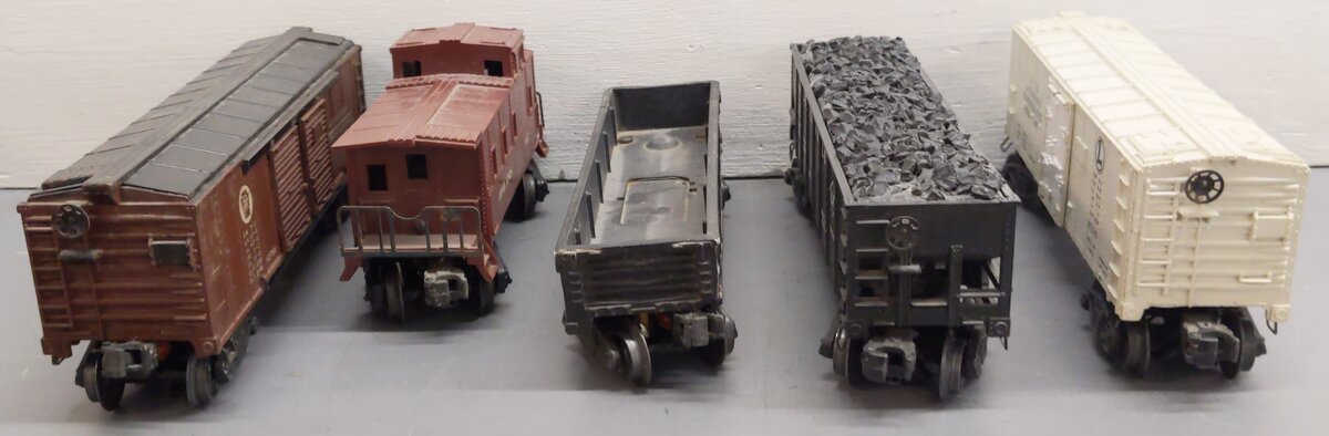 Lionel Vintage O Gauge Freight Cars #25000,60373472,347000,61100 [5] VG