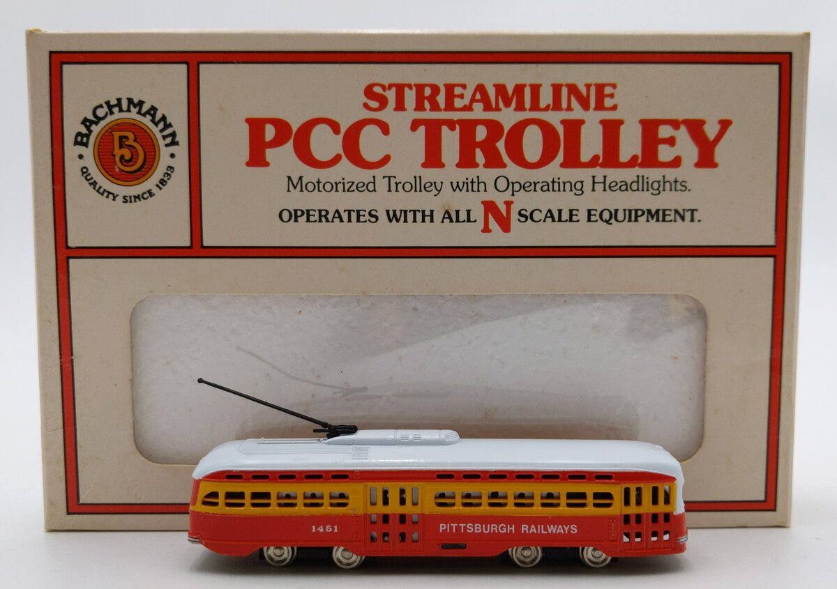 Bachmann 51-629 C4 N Scale Pittsburgh Streamline PCC Trolley #1451 EX/Box