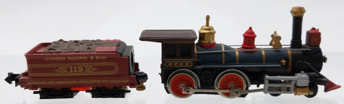Bachmann 4750 N Scale Union Pacific 4-4-0 Steam Locomotive & Tender #119 EX