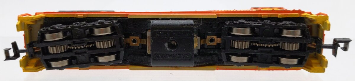 Bachmann 4676 N Scale Chessie GE U36B Diesel Locomotive #8210 EX/Box
