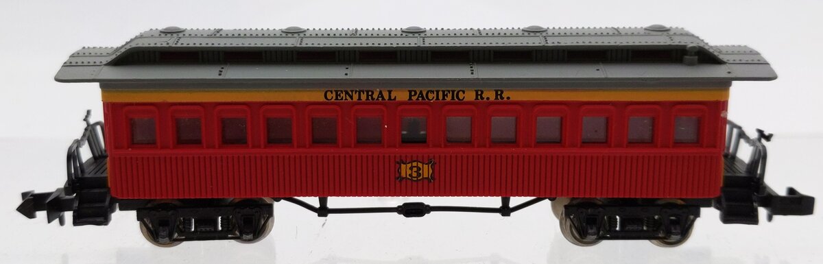 Bachmann 5573 N Scale Central Pacific Old Time Coach Car #3 LN/Box
