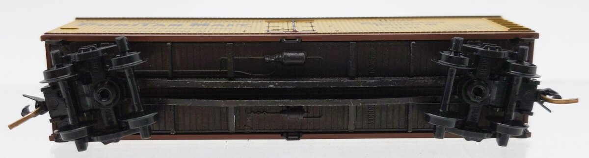 Micro-Trains 04900350 N Puritan Malt 40' Double Sheathed Wood Reefer #40636 LN/Box
