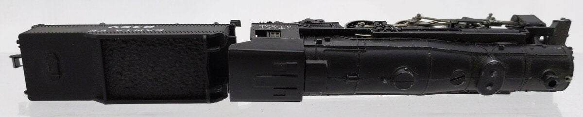 Revell N-2391 N Scale Atchison Topeka Santa Fe Steam Locomotive & Tender #3450 VG