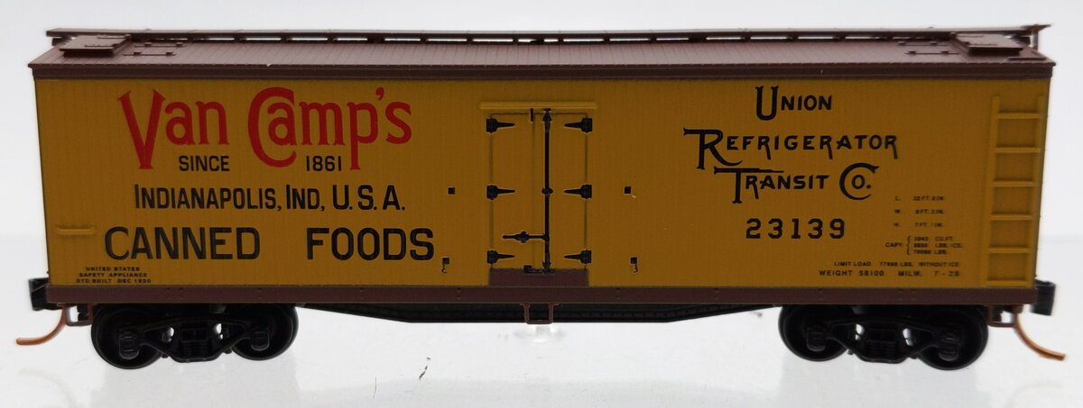 Micro-Trains 04900060 N URTC 40' Double Sheathed Wood Reefer #23139 EX/Box