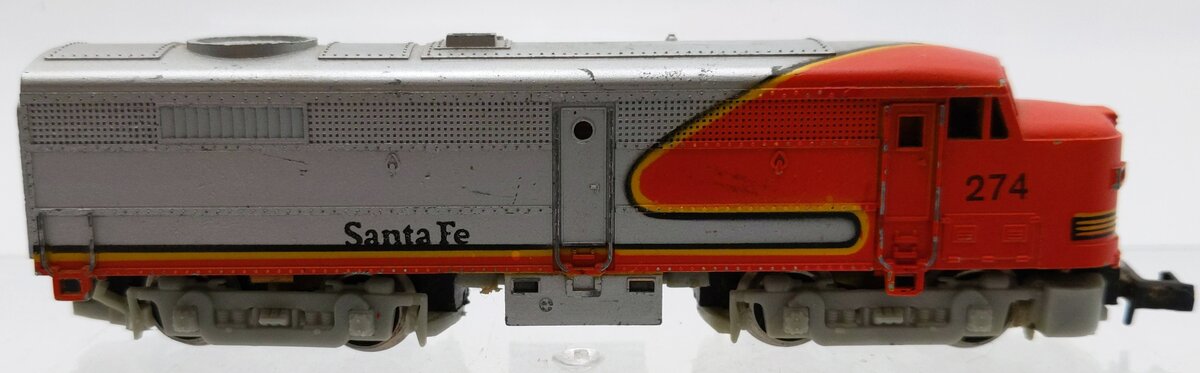 Arnold 0274W N Scale Atchison Topeka Santa Fe FA-1 Diesel Locomotive #274 VG