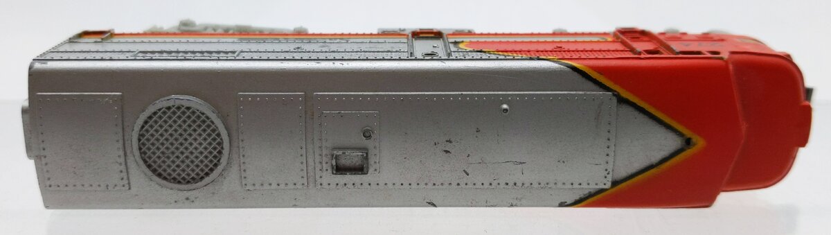 Arnold 0274W N Scale Atchison Topeka Santa Fe FA-1 Diesel Locomotive #274 VG