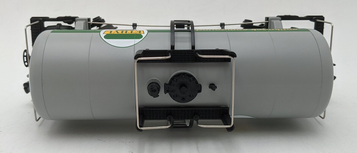 MTH 20-96005 O Gauge Ethyl Corporation 8000 Gallon Tank Car #6039 LN