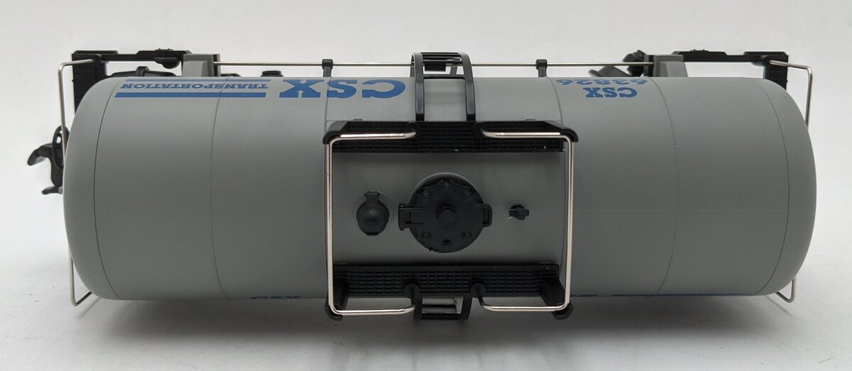 MTH 20-96003 O Gauge CSX 8000 Gallon Single Dome Tank Car #63826 LN