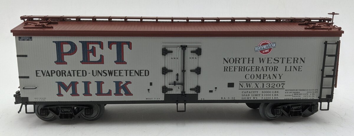 Atlas 3001579S O Gauge PET Milk 40' Wood Reefer #13207 (3-Rail) LN